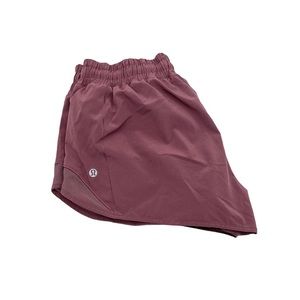 Lululemon Hotty Hot Short II *2.5"